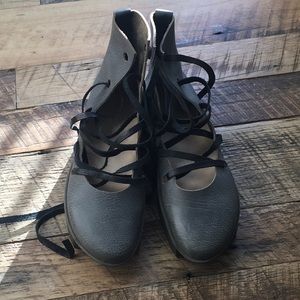 Trippen grey ankle lace-up platform Size 39